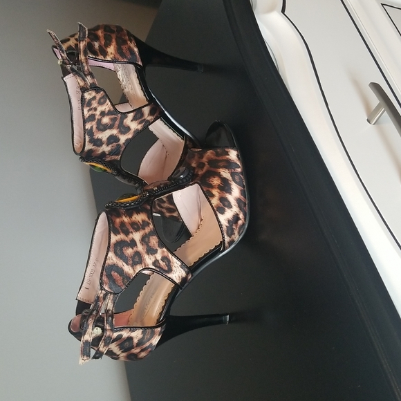 Leopard print sandals - Picture 2 of 5